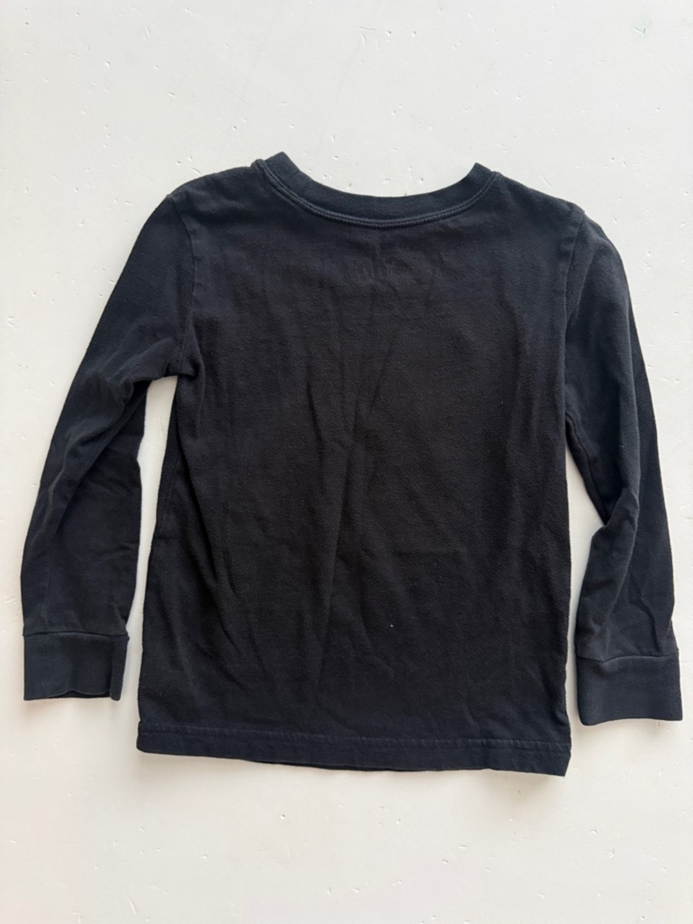 Disney Mickey Mouse Black Graphic Long-Sleeve Tee Boys 3T - Picture 5 of 5